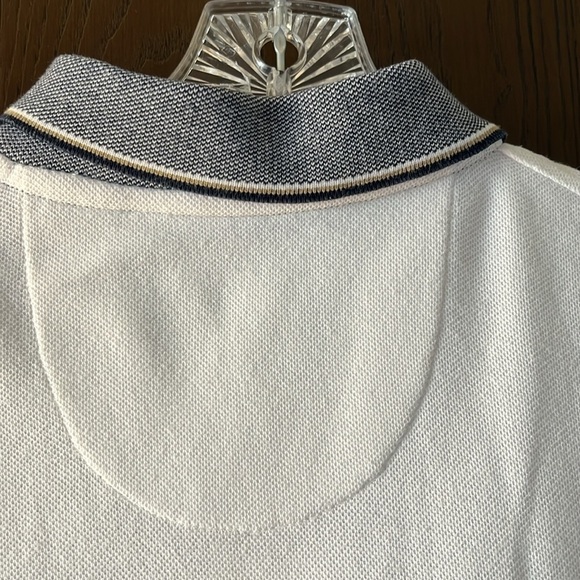 Steve Stricker men’s white golf shirt with navy trim. Size XL long. - Picture 6 of 6